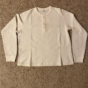 Uniqlo White Henley Size Medium